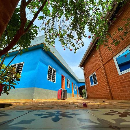 Maison Charlotte Forever Chambre d'hôtes chez un couple belgo togolais Lomé Extérieur photo