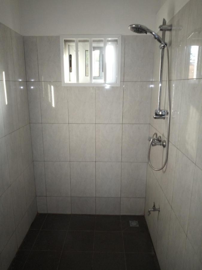 Maison Charlotte Forever Chambre d'hôtes chez un couple belgo togolais Lomé Extérieur photo