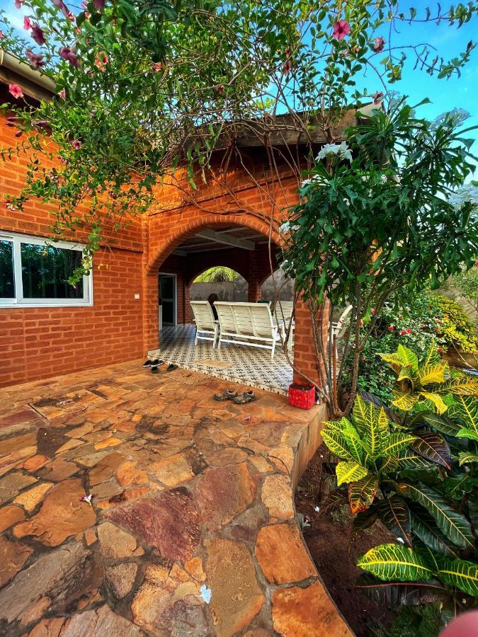 Maison Charlotte Forever Chambre d'hôtes chez un couple belgo togolais Lomé Extérieur photo